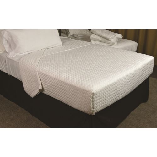 Kartri Quilted Impressions Metro Coverlet, King 112"x98", White